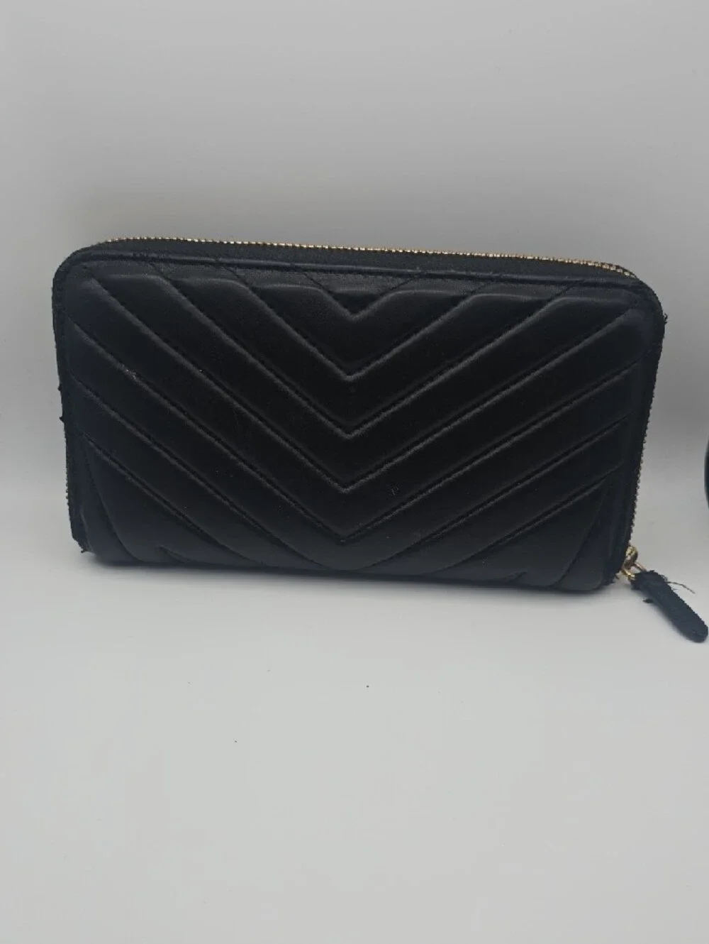 Stella McCartney Black Quilted Zip-Around Wallet with Gold Star